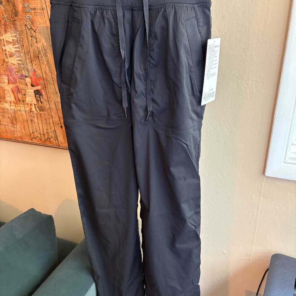 Lululemon Mid-rise Dance Studio Pants- Size 2 Black- Band new, never worn